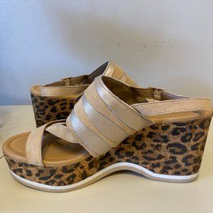 FINAL CHANCE Size 7.5 Donald J Pliner Valri Wedge Sandals Leopard Slingback